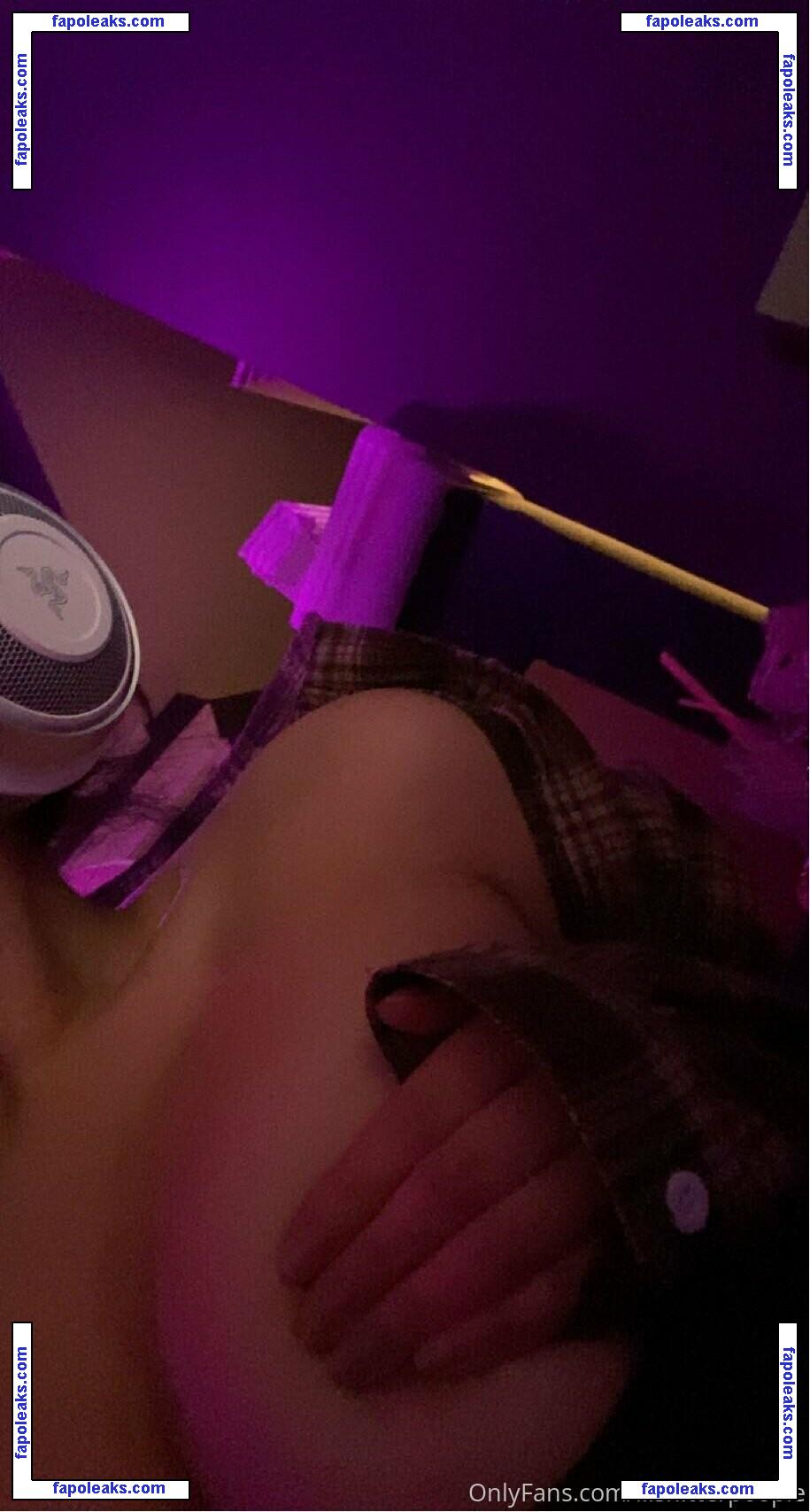 lilshitterpoopie nude photo #0013 from OnlyFans