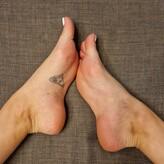 Livie Feet голая #0004