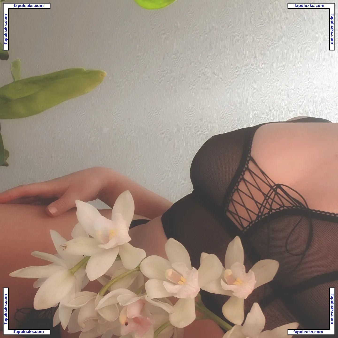 Opalescent / Opal_escent / opal.escentt nude photo #0003 from OnlyFans